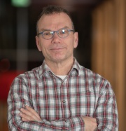 Prof. Dr. Nigel Yoccoz